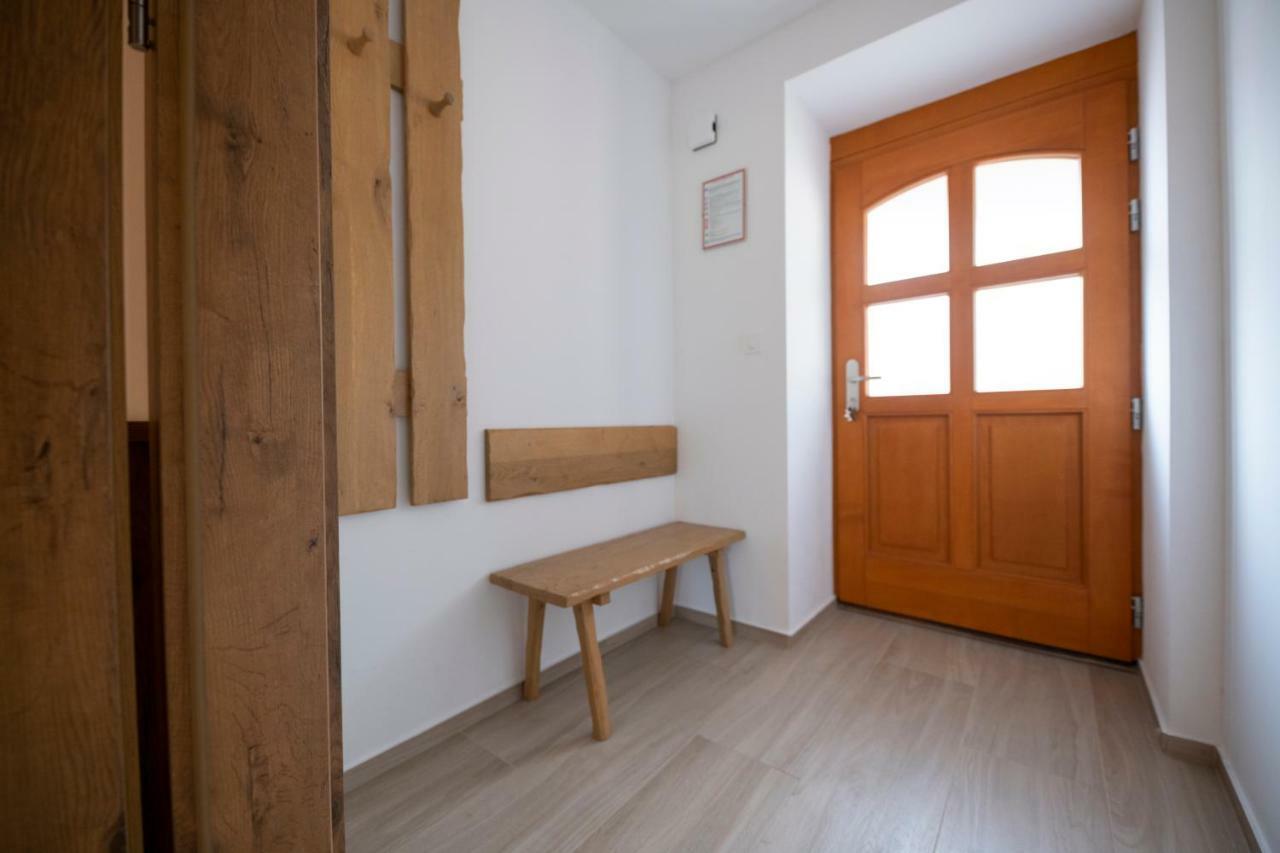 Hisa Urska Apartment Log pod Mangartom Exterior foto